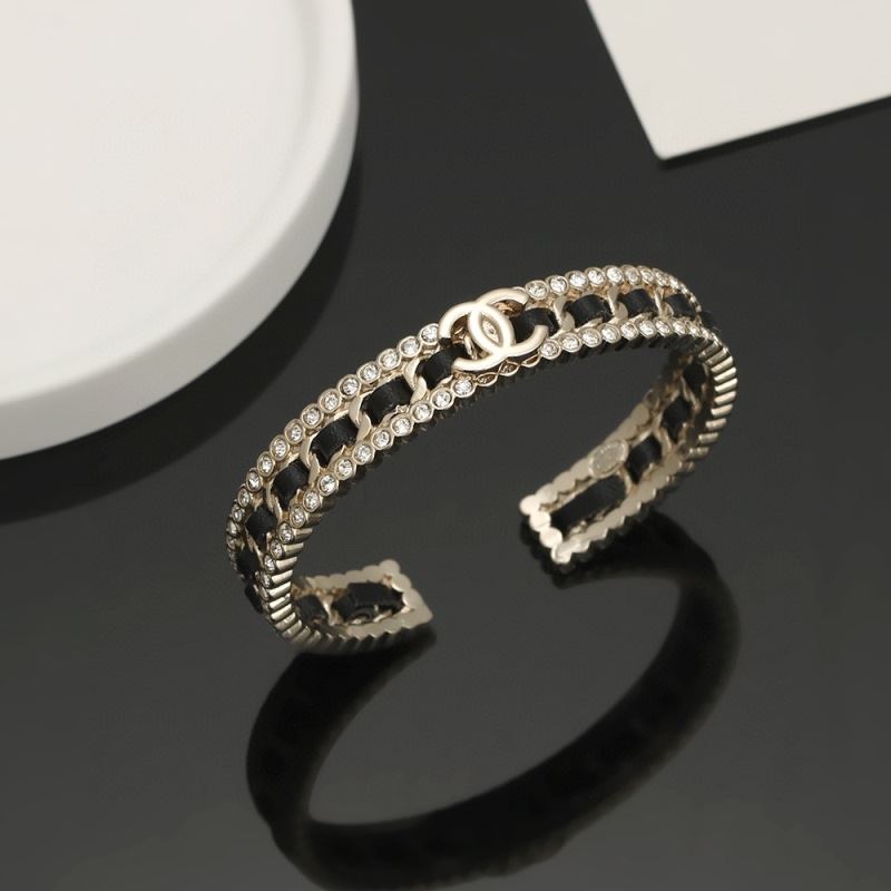 Ch**el bracelets